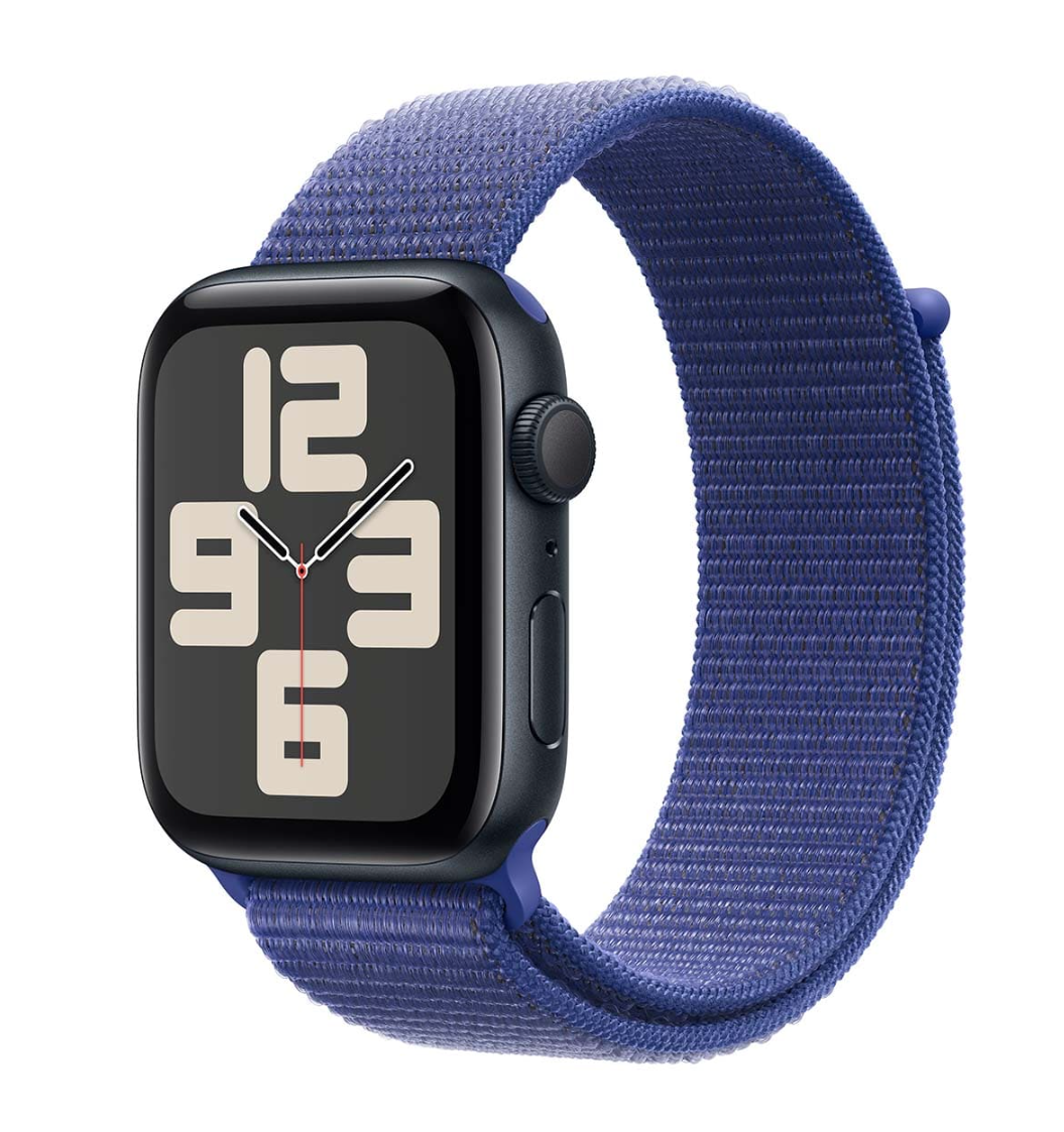Apple Watch SE (2024), 44 мм корпус из алюминия цвета «Midnight», ремешок Sport Loop цвета «Ultramarine»