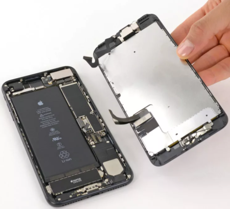 Замена дисплея на iPhone 8, копия AAA+