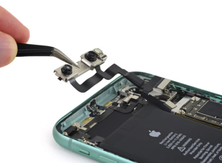 Замена микрофона (нижний) на iPhone 11