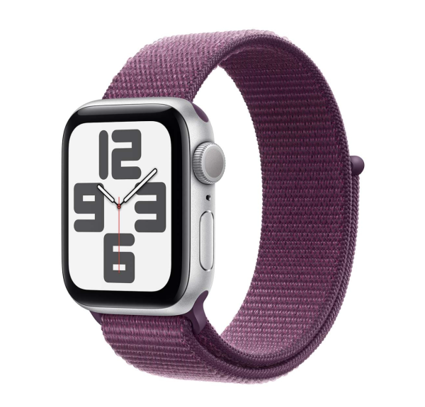 Apple Watch SE (2024), 40 мм корпус из алюминия цвета «Silver», ремешок Sport Loop цвета «Plum»